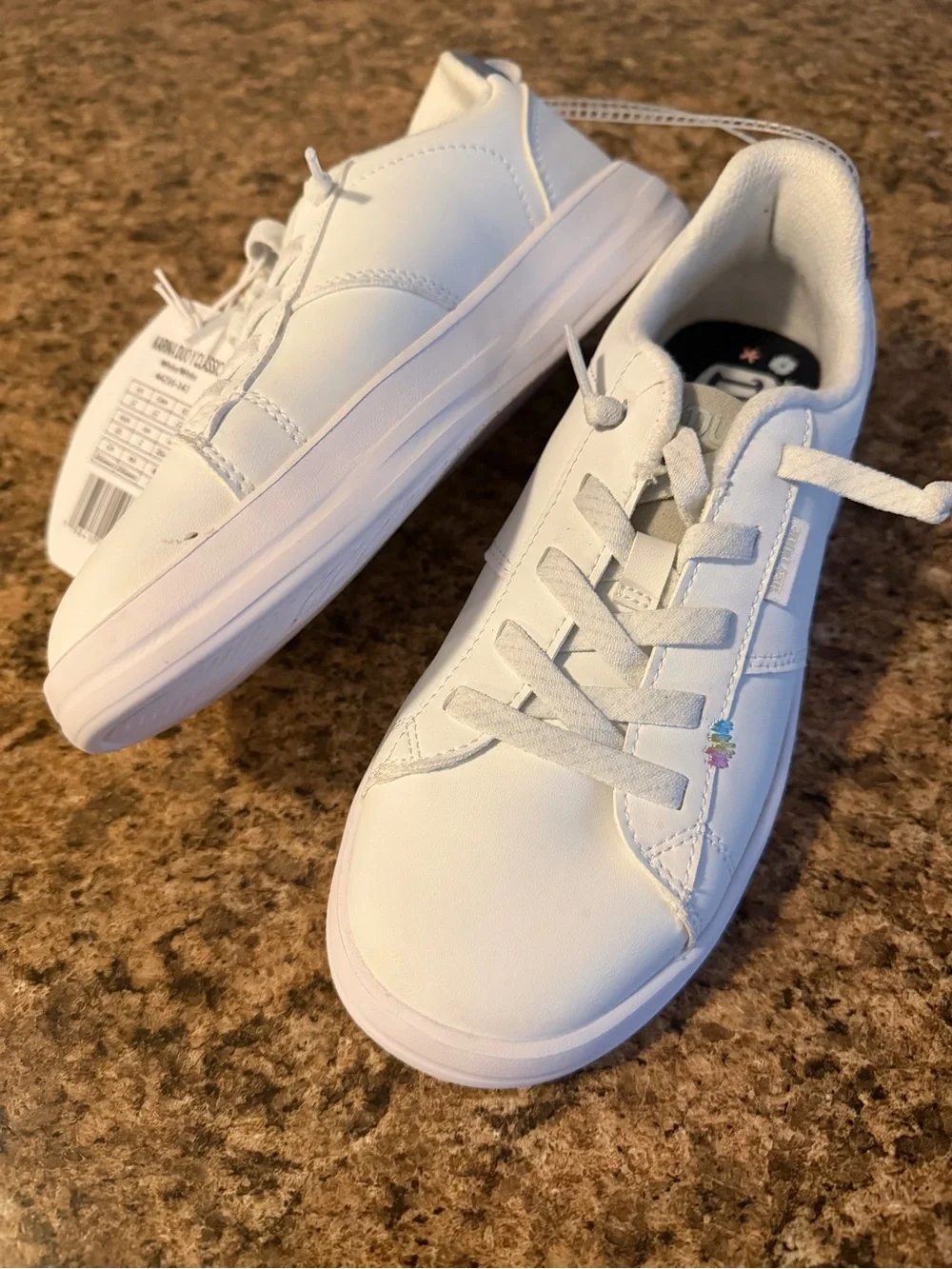 Hey Dude Girls Youth Karina Duo Y Classic White Athletic Shoes !!(2)